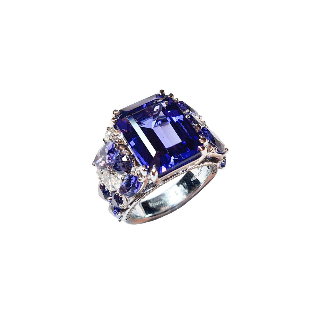 Oasis Tanzanite Cocktail Ring